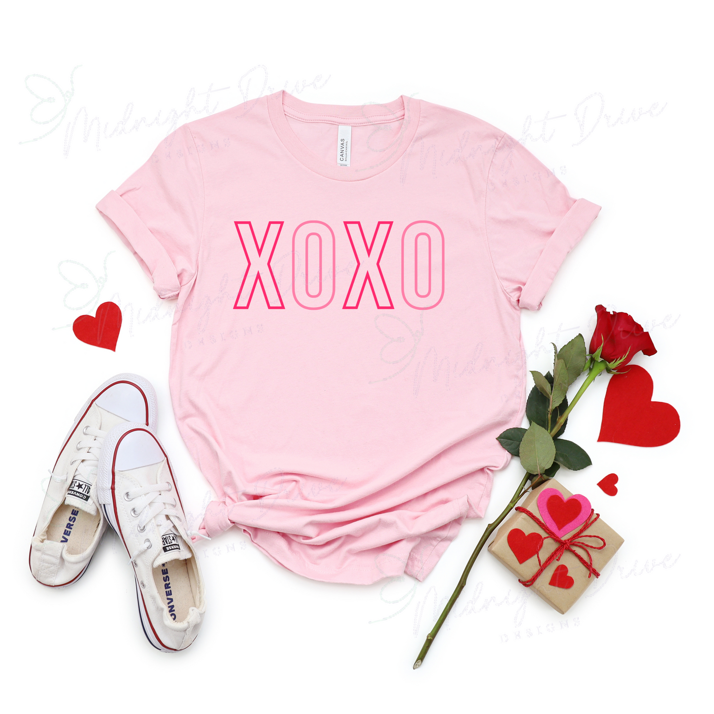 XOXO | Unisex T-Shirt | Unisex Sweatshirt